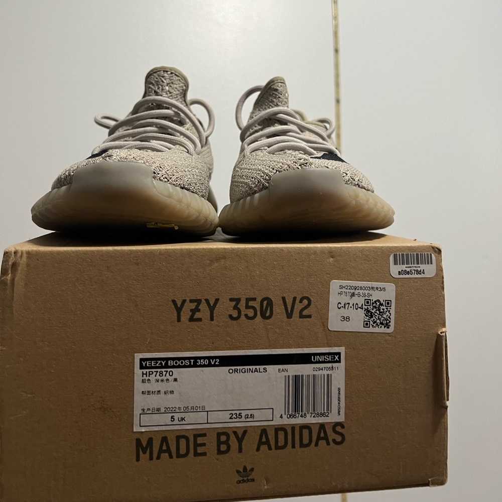 Yeezys v2 size 5 1/2